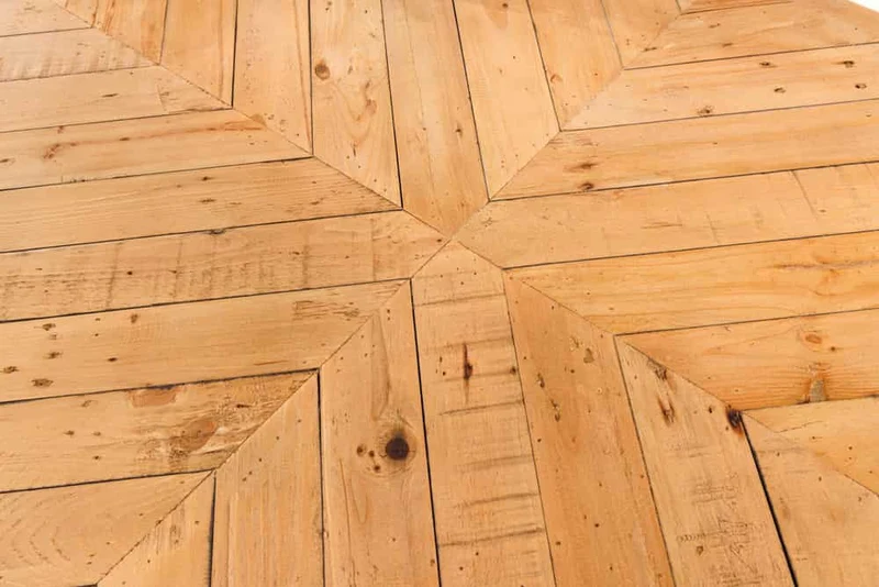 Table à manger en bois massif MOSAIC 160 cm, structure étoile en pin naturel recyclé