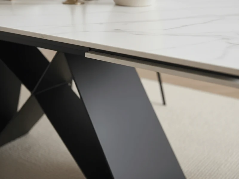 Table à manger extensible MASDAR en céramique – 180 cm fermée / 260 cm ouverte