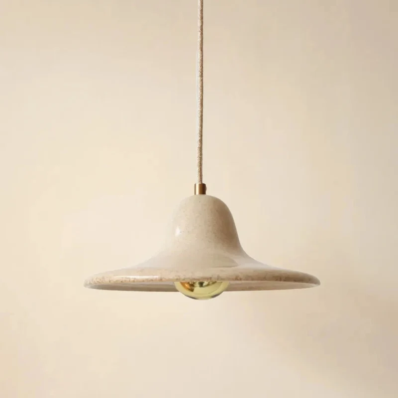 SUSPENSION ÉMAILLÉE - SABLE