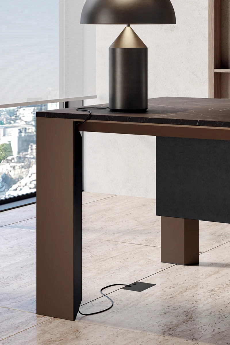 Bureau de direction ONO Métal - Plateau HPL