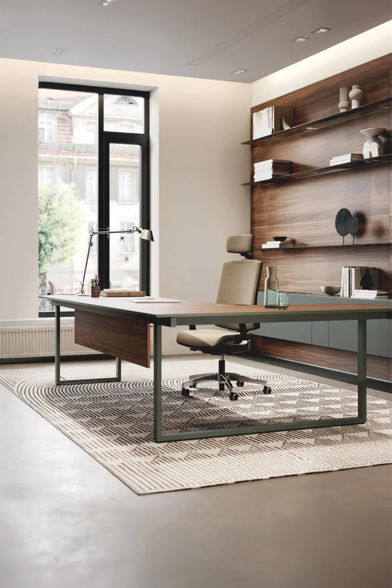 Bureau de Direction Design Be.1 Frezza finition Bois & Gris Sauge avec Retour