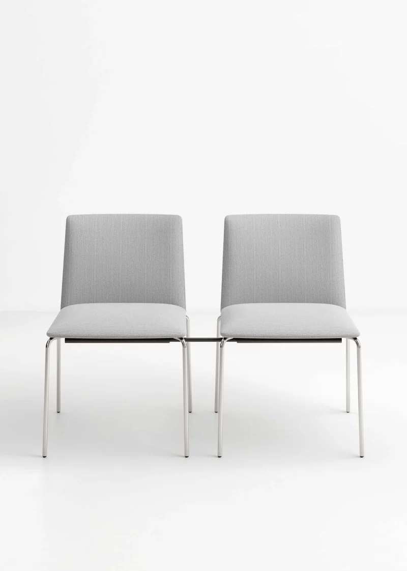 Chaise empilable Stamp