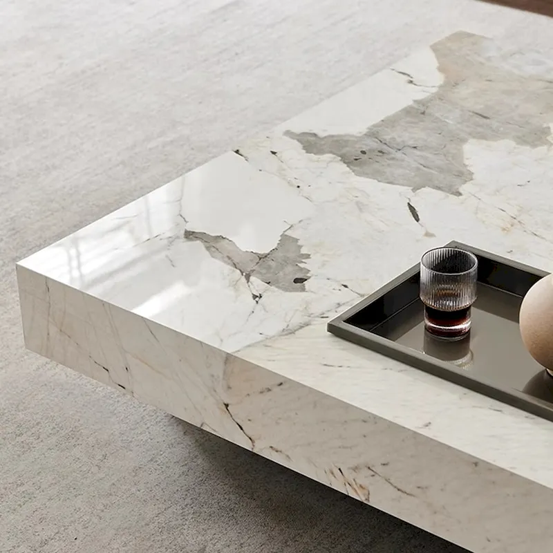 Table basse carrée en pierre frittée