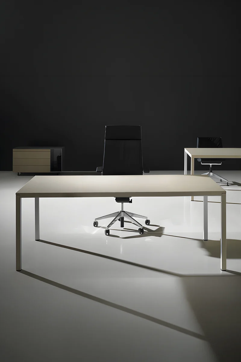 Bureau de direction Neta - L200 x P100 cm