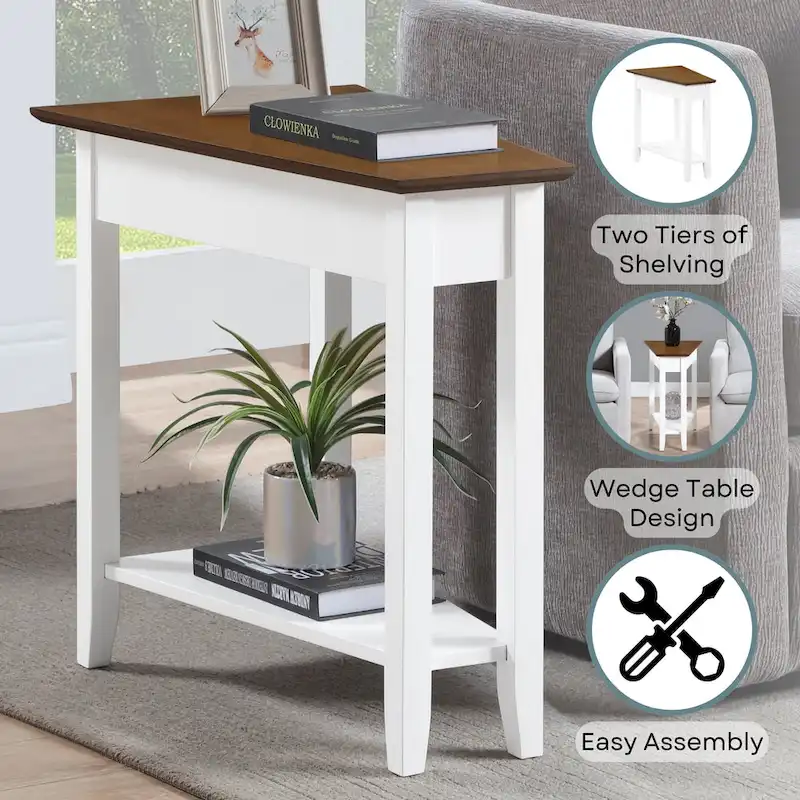 Table d'appoint traditionnelle en forme de coin avec étagères