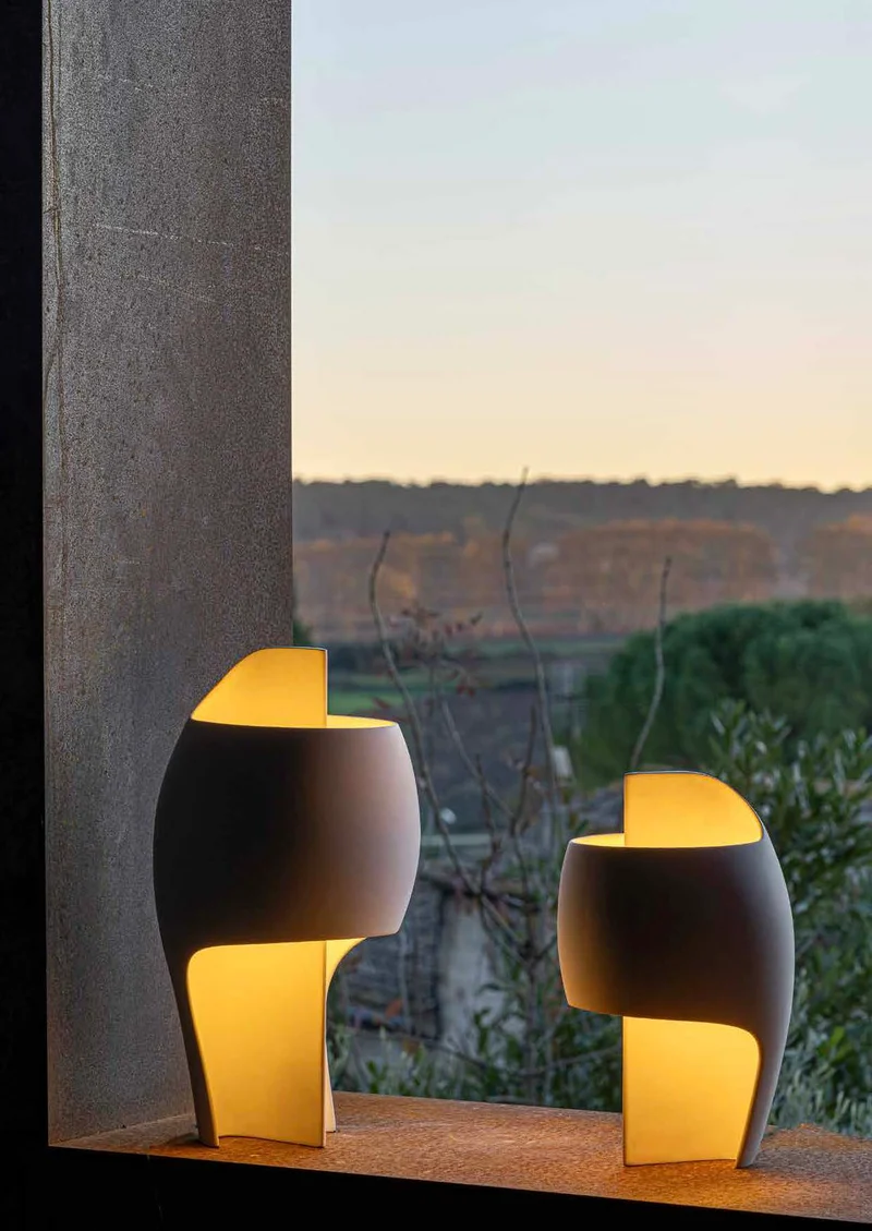 GRANDE B - Lampe à poser