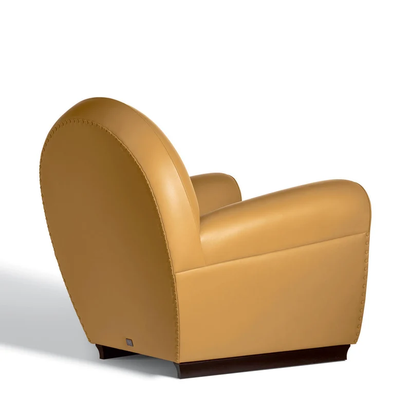 Leather Armchair VANITY FAIR XC by Poltrona Frau Style & Design Centre
