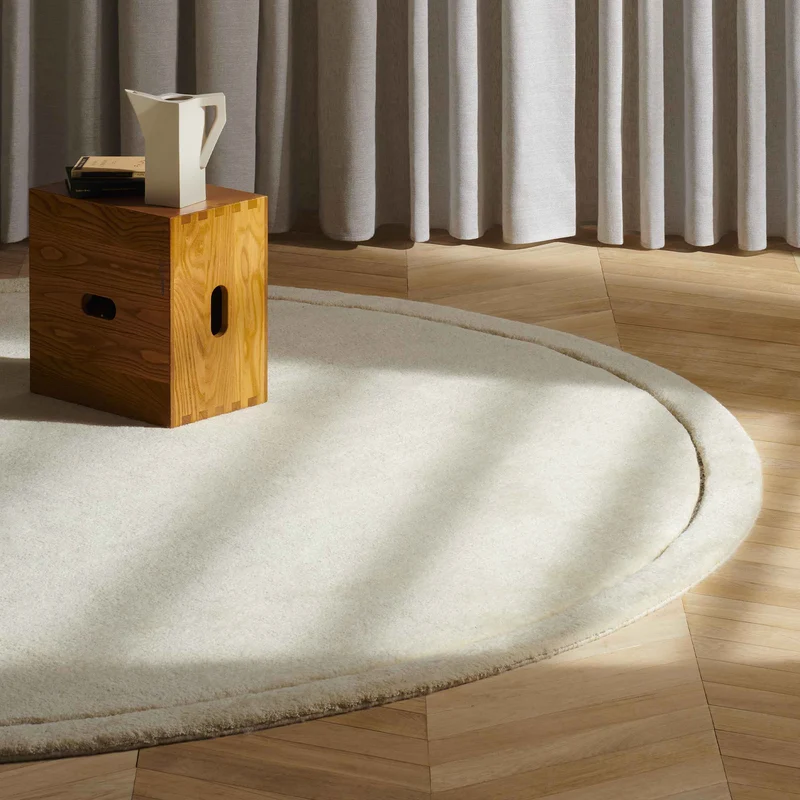 Wool Round Carpet SAHARA, designed by Cassina