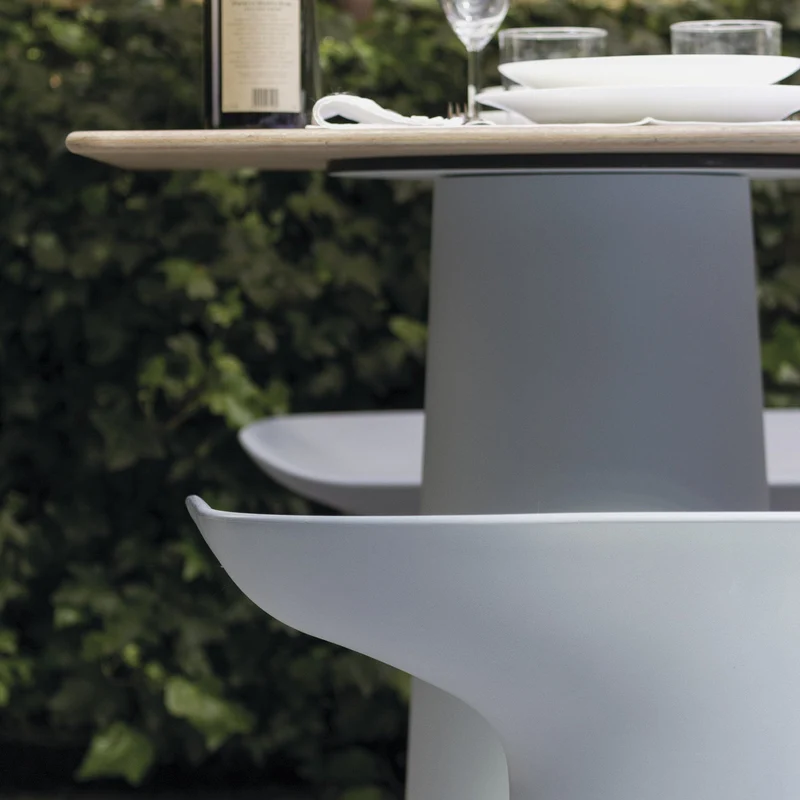 Outdoor Bench LUBA by Ionna Vautrin for Serralunga