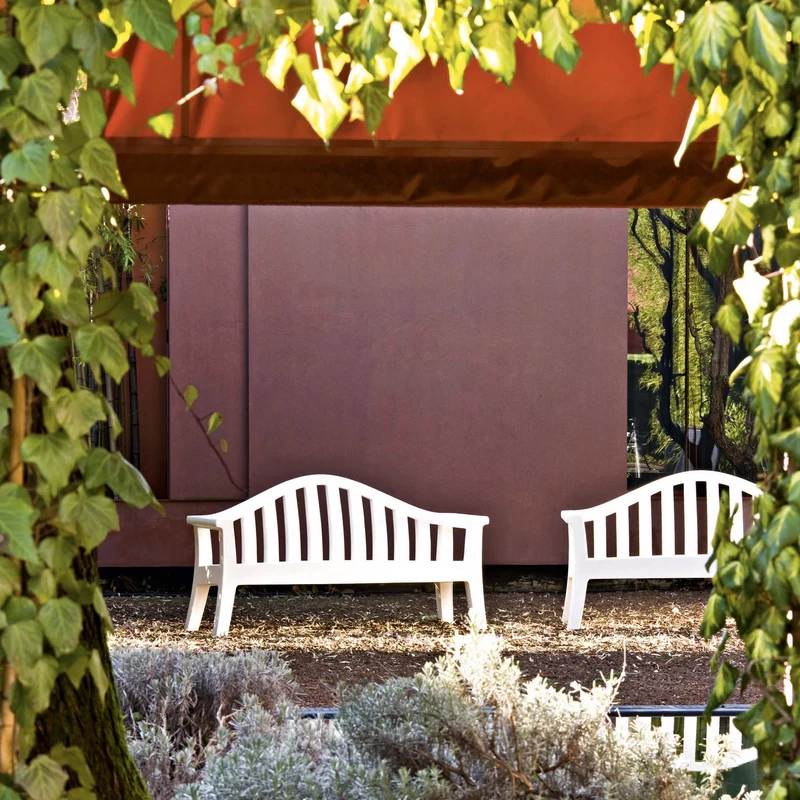 Bench GIULIETTA by Paolo Rizzatto for Serralunga