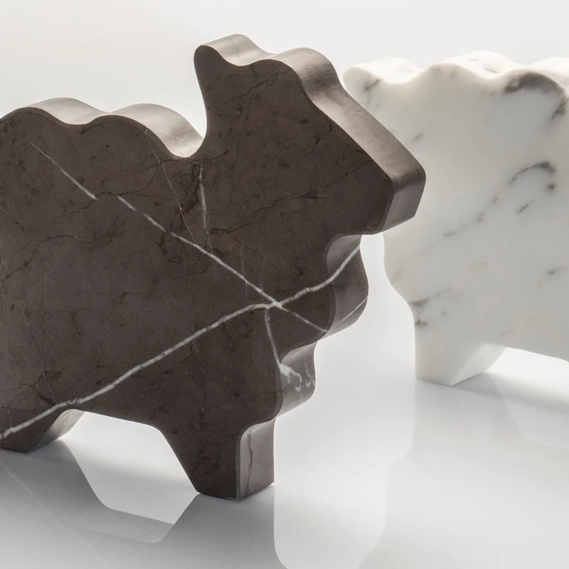 Marble Paperweight PECORELLA PICCOLA by Alessandra Grasso