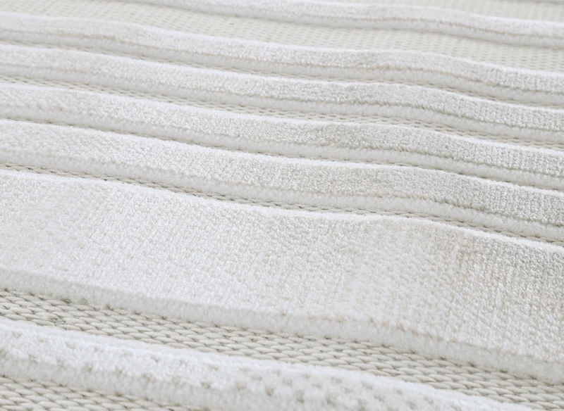 Tapis gris à motifs de lignes 160 x 230 cm PERTONA