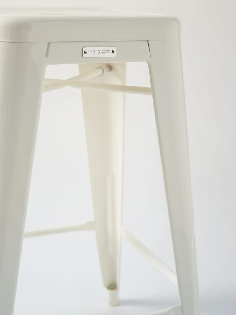 H - Tabouret H75 intérieur