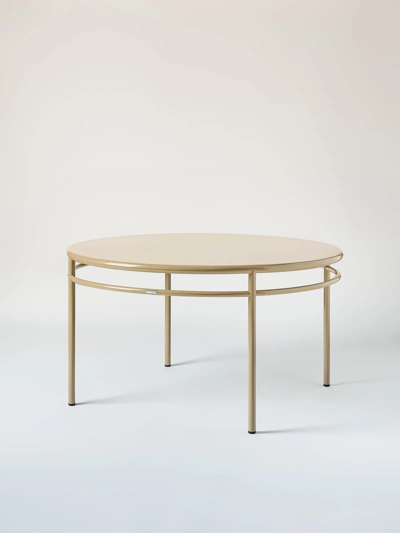 T37 - Table café