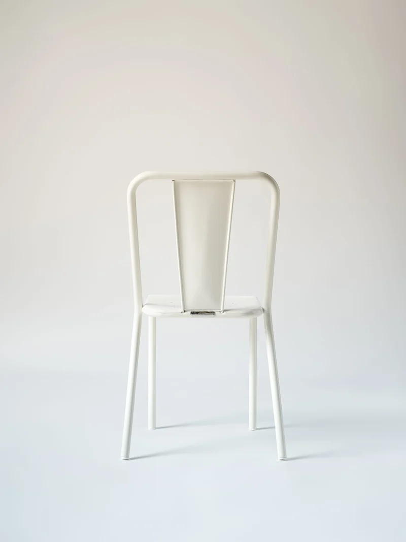 T37 - Chaise