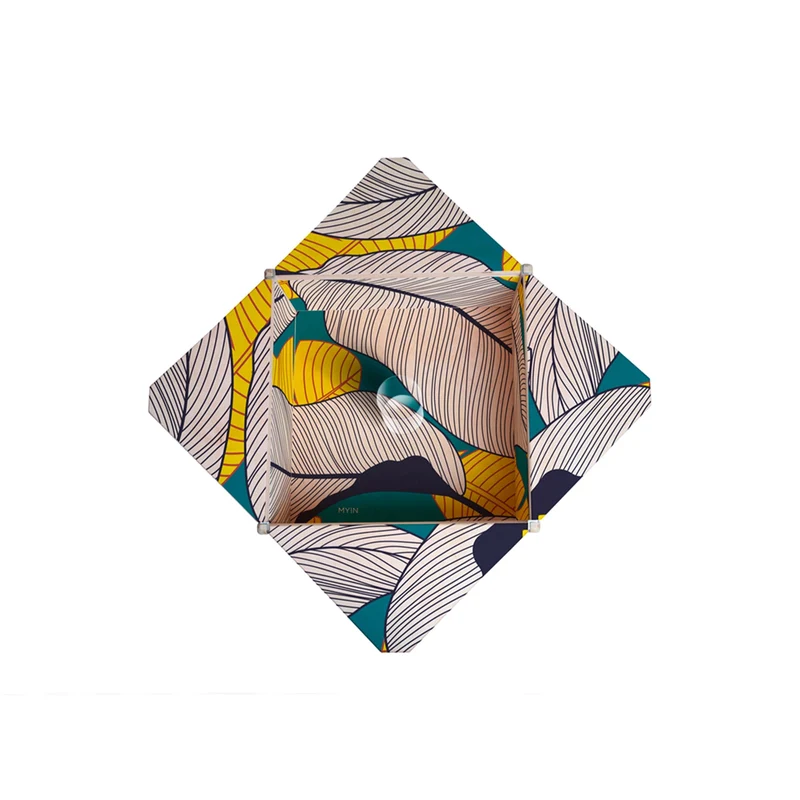 Coffee Table PETALO by Luciana Gomez for MYIN