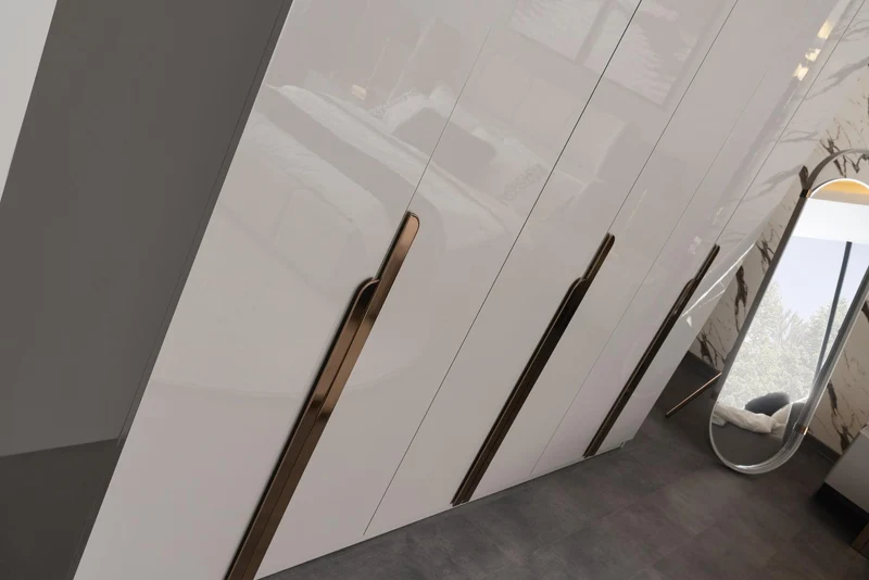 BEYONCE - ARMOIRE