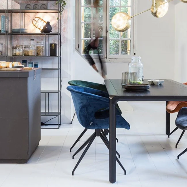STORM - Table 220X90