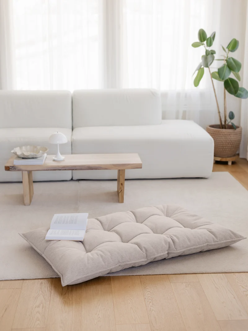 VIENO tufted floor cushion | sand