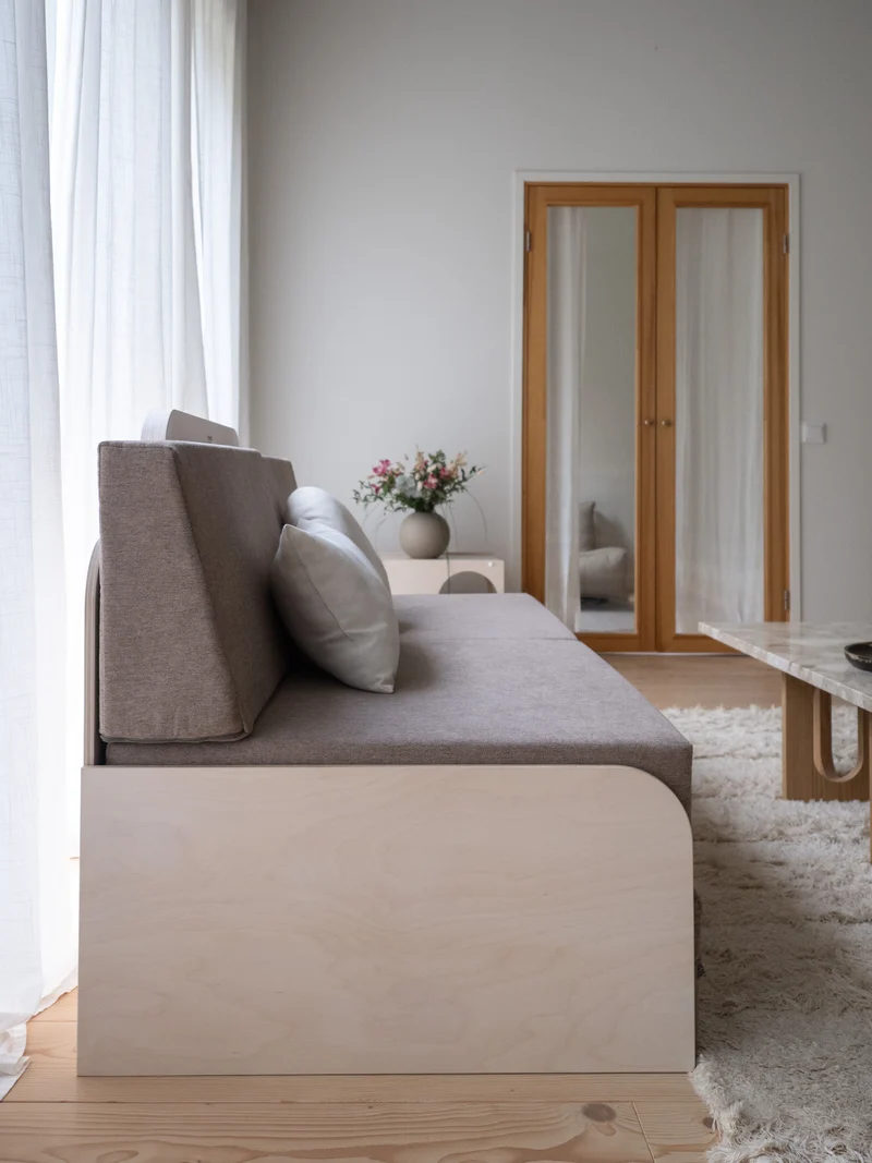 KINOS play couch with LAAVU couch frame