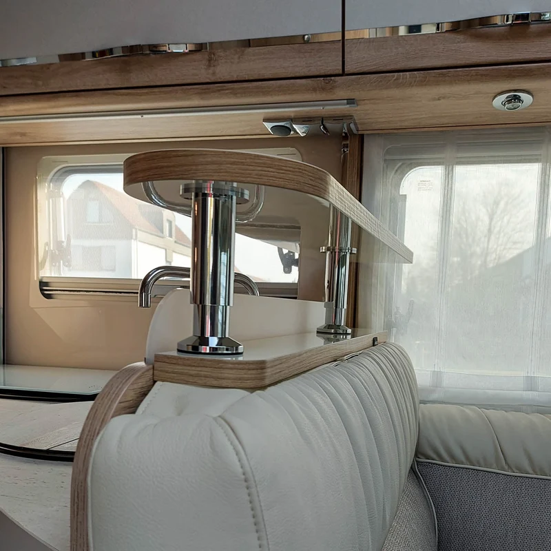 Tablette de rangement en 2 parties pour les modèles Euramobil