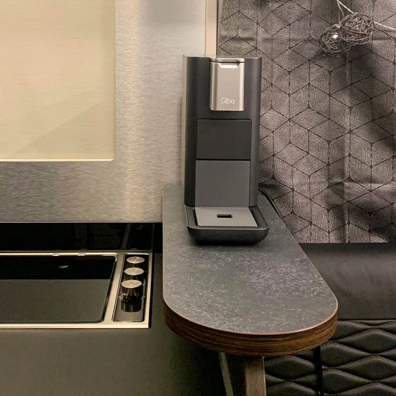 Tablette de rangement pour les modèles Adria DL et DC à partir de 2021 avec Face to Face
