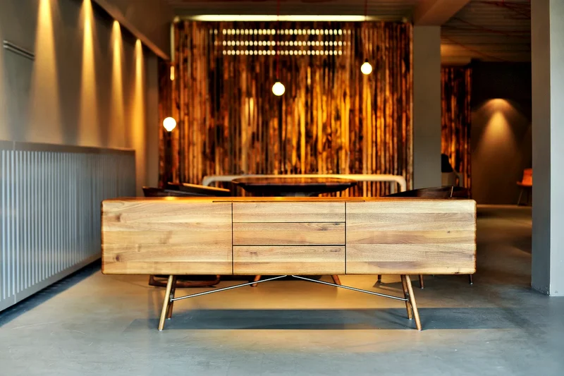 Tesa Sideboard