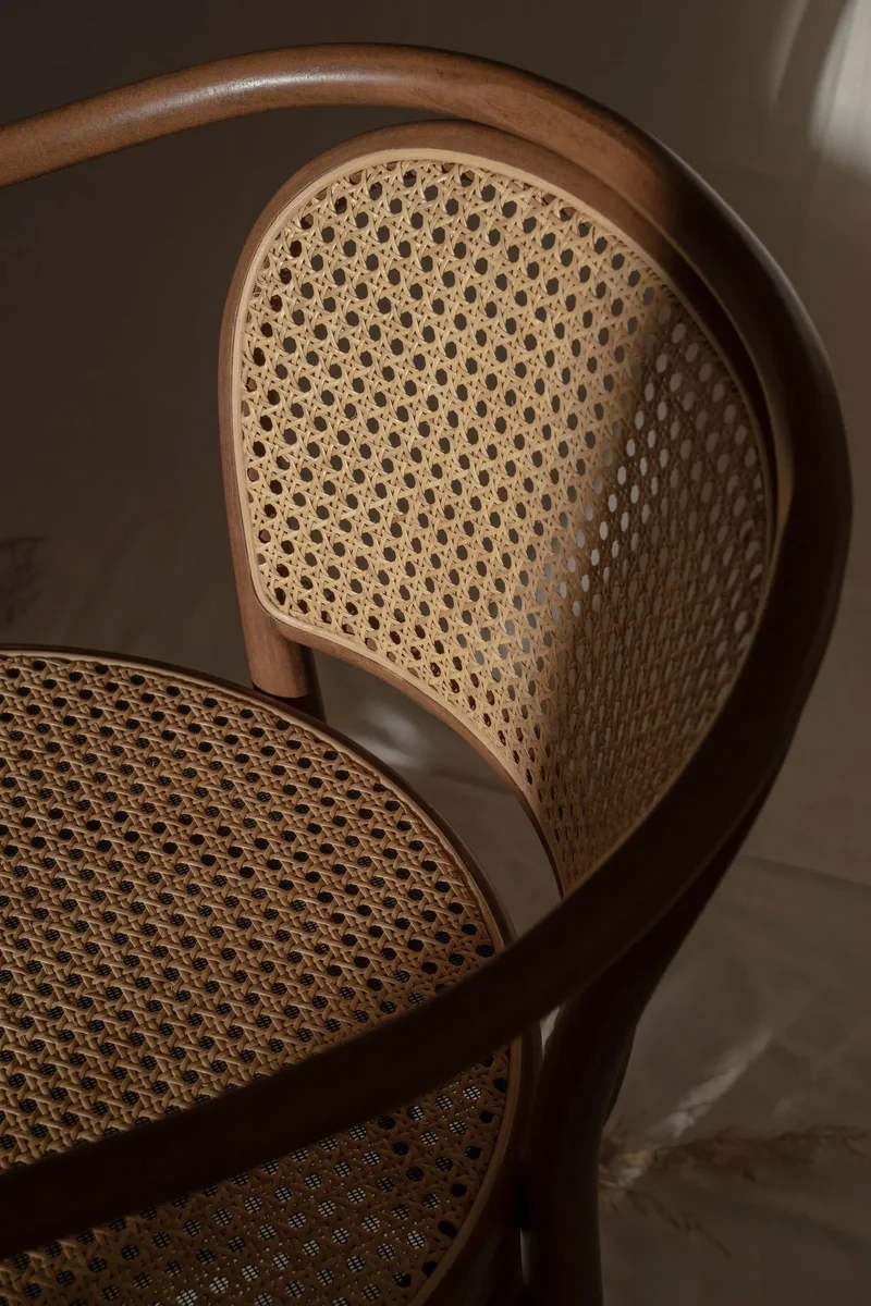 33 Armchair - Upholstered Seat
