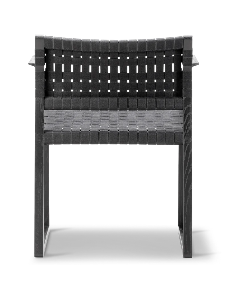 BM62 Armchair Linen Webbing Model 3362