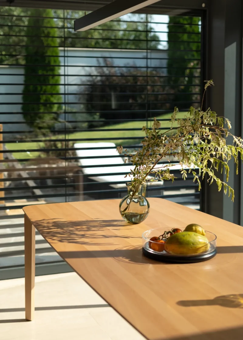 Leaf Table 442
