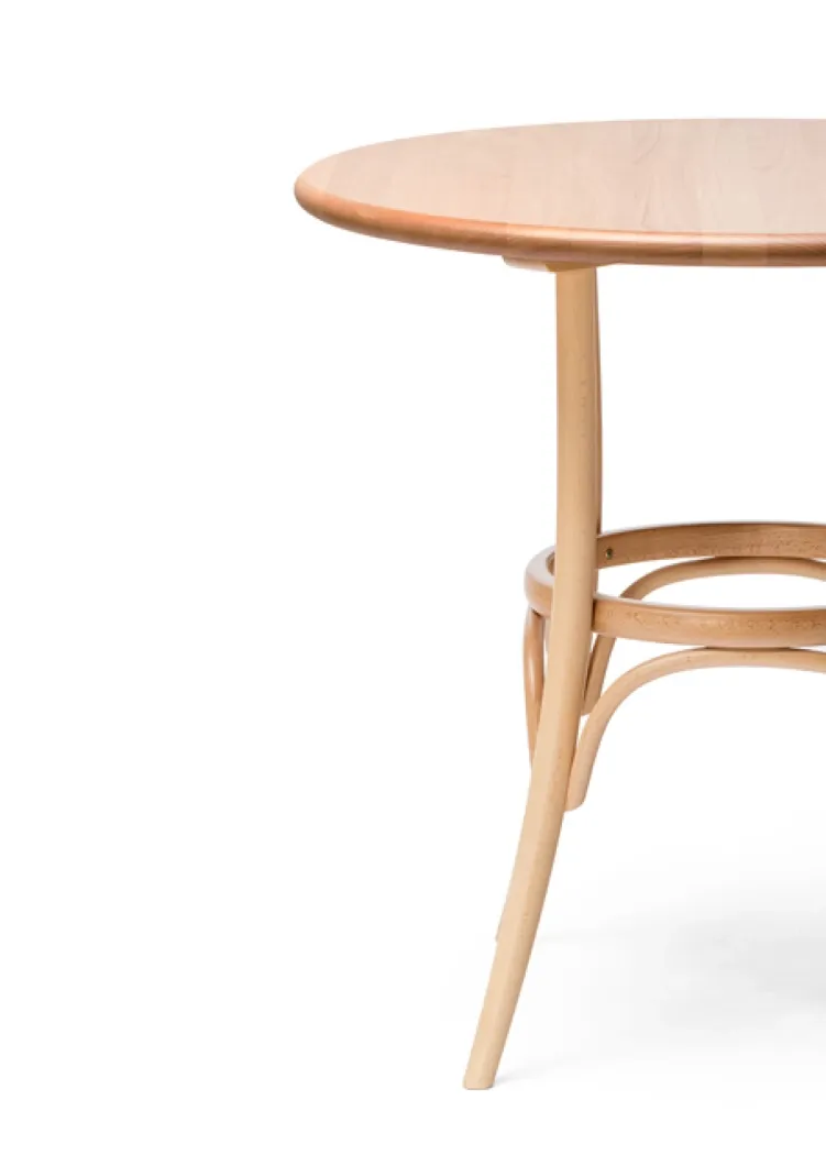 152 Table