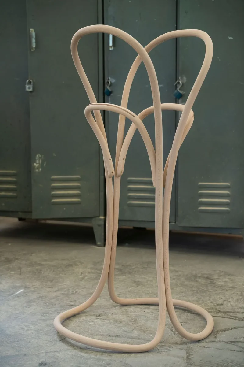 Petalo Coat Stand