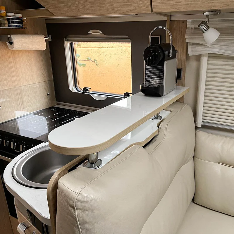 Tablette de rangement en 2 parties pour les modèles Hymer