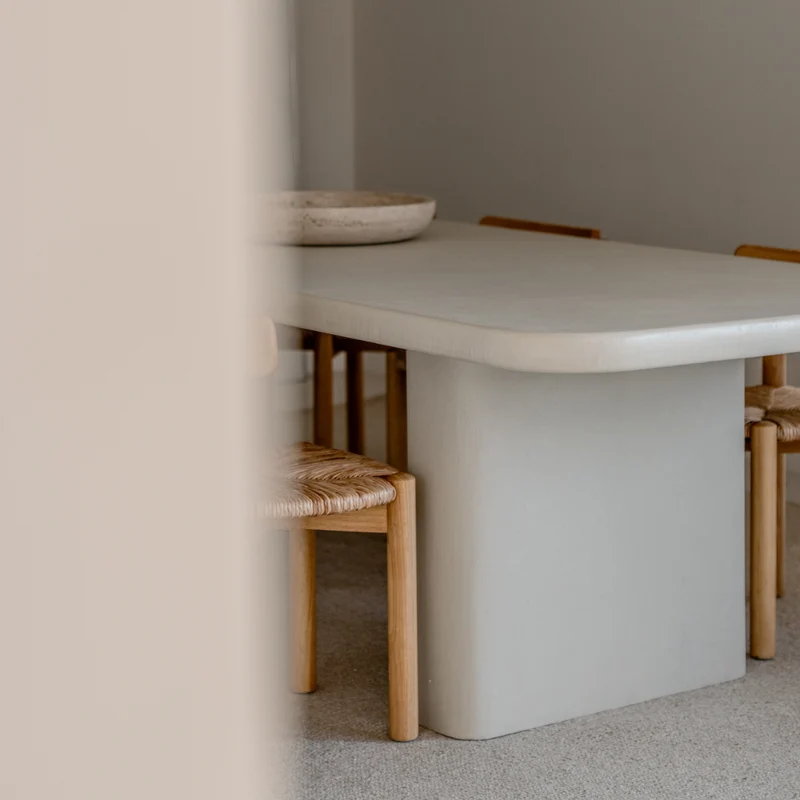 Eettafel Tully - MicroSkin - Latte - Rechthoekige vorm - Rechte poten