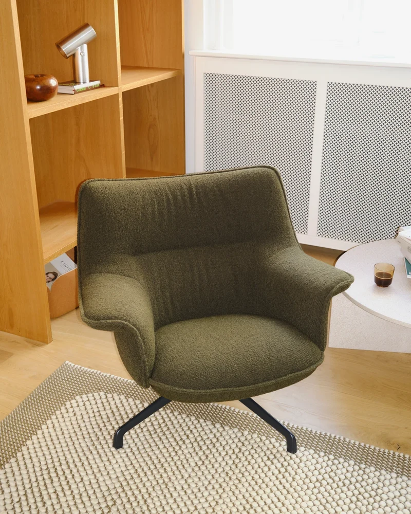 Doze Lounge Chair Low Back - Swivel Base