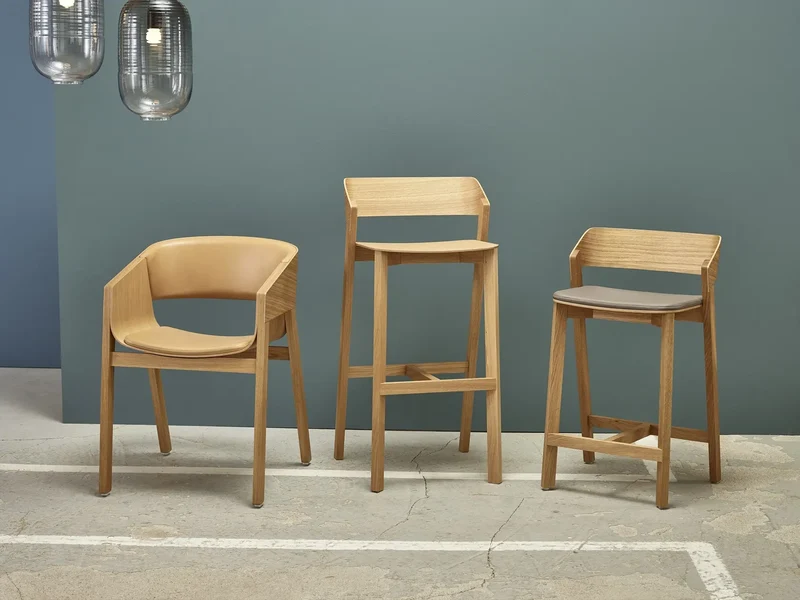 Merano Barstool - Veneer / Solid Wood
