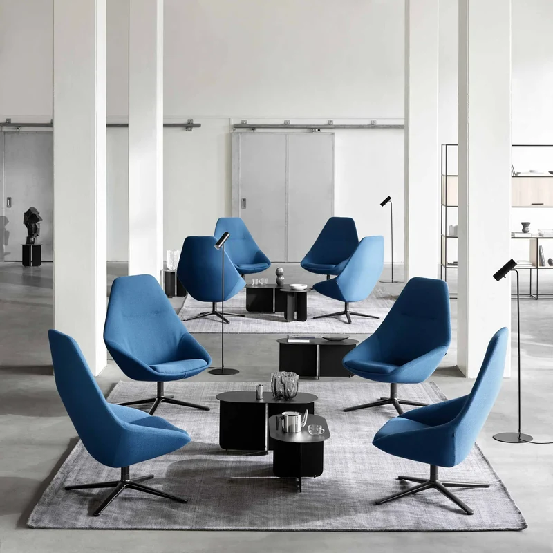 Fauteuil lounge, Famiglia