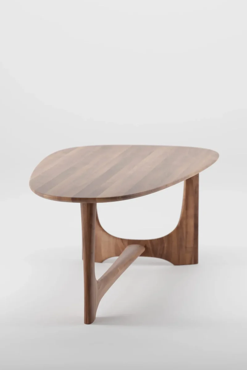 Oskar Table
