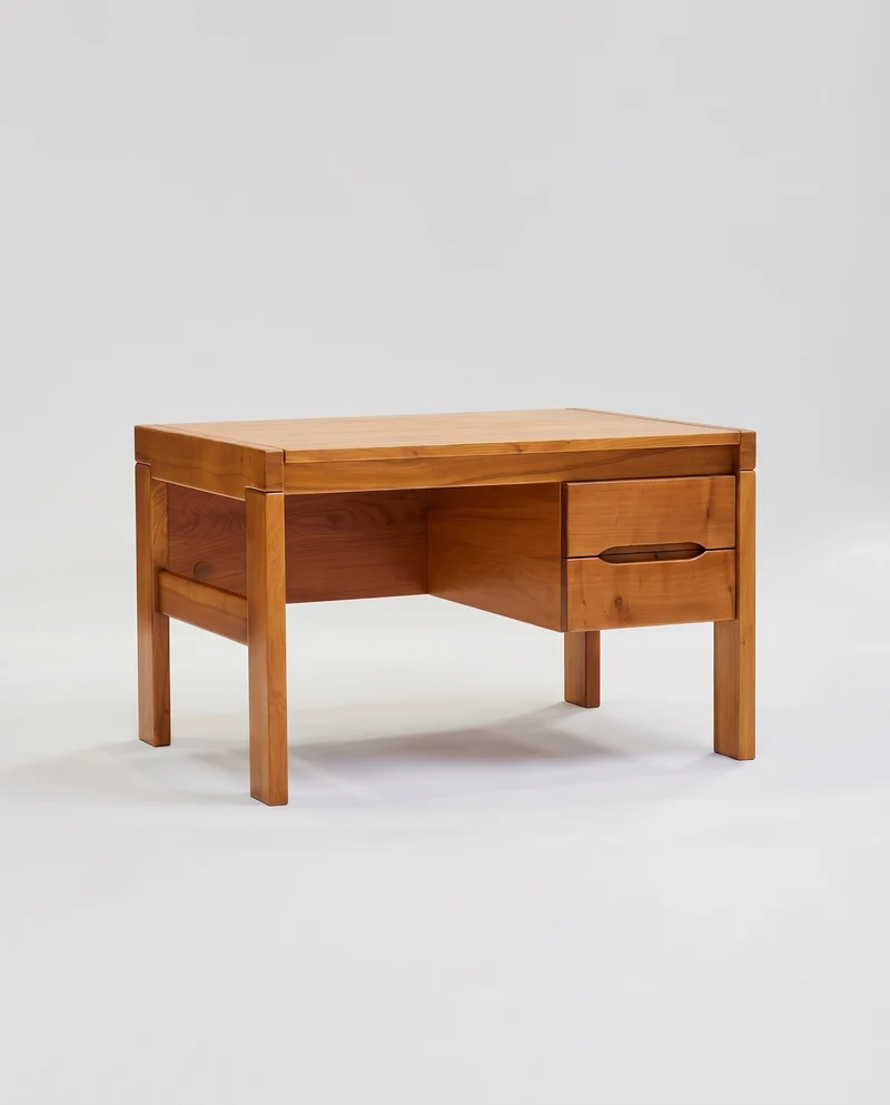 Elm desk by Maison Regain