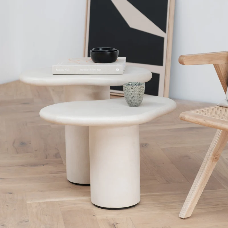 Jonah - Organische mortex bijzettafel - Latte - Low