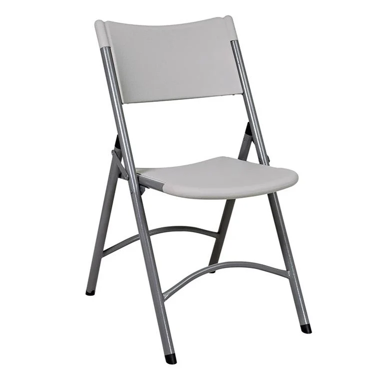 Chaise pliante en résine