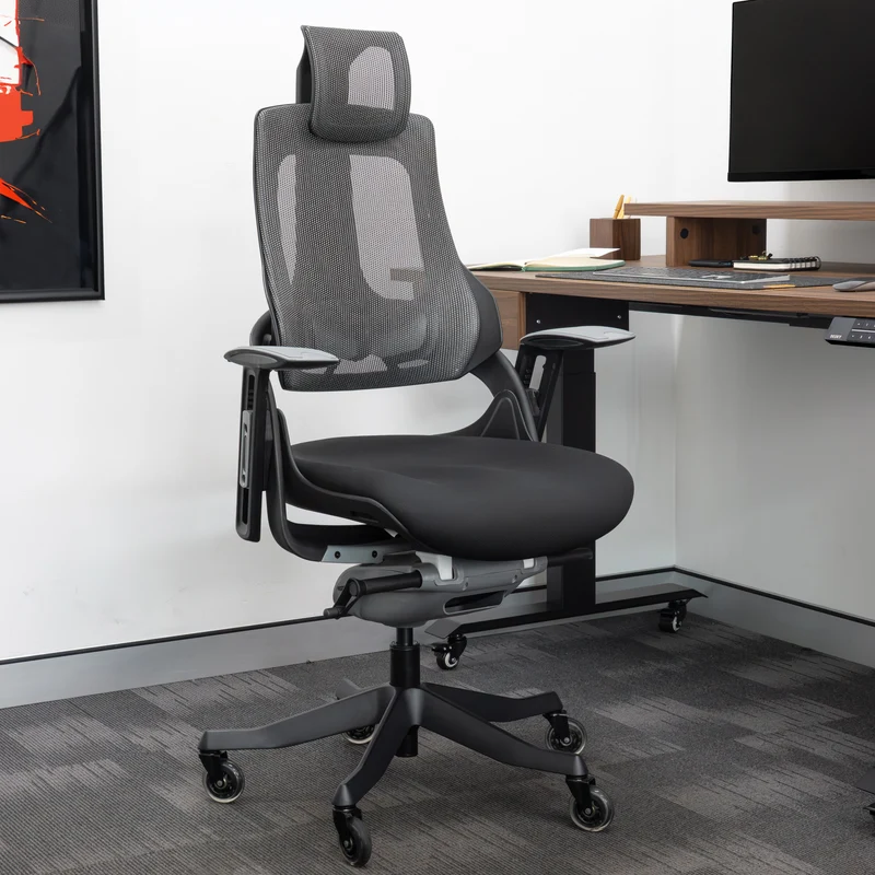 Desky Pro+ Ergonomic Chair
