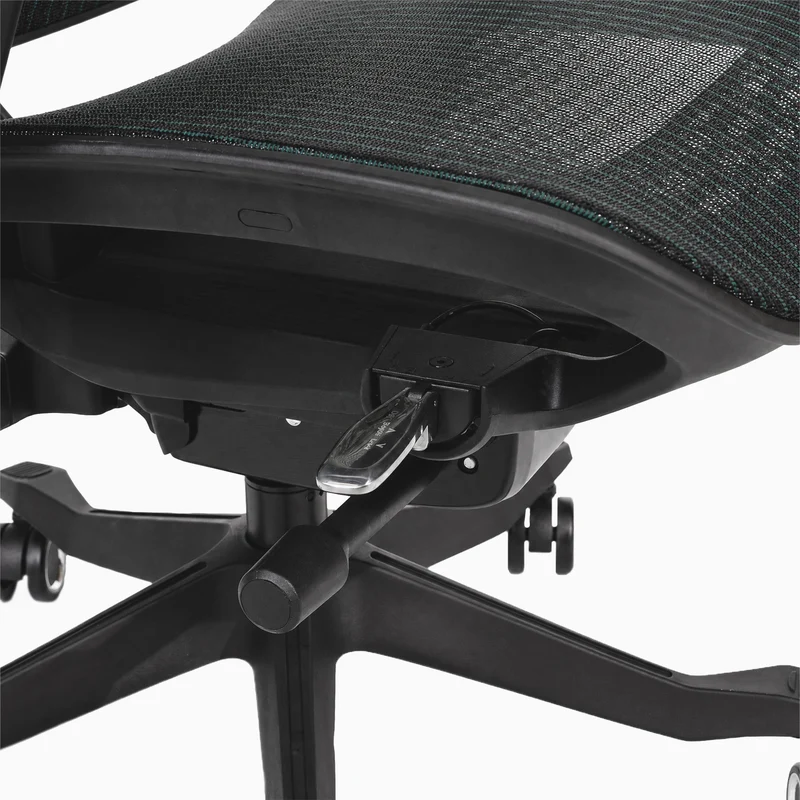 Desky Contourra Ergonomic Mesh Chair