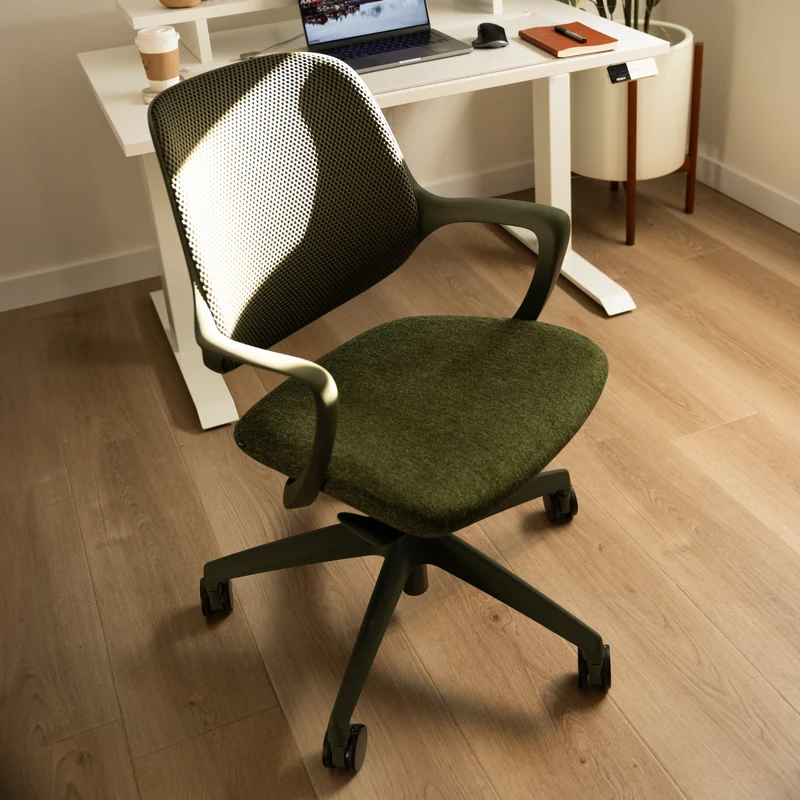 Almost Perfect Desky Evoque Low Back Office Chair