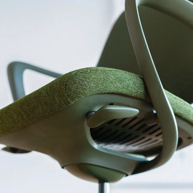 Almost Perfect Desky Evoque Low Back Office Chair
