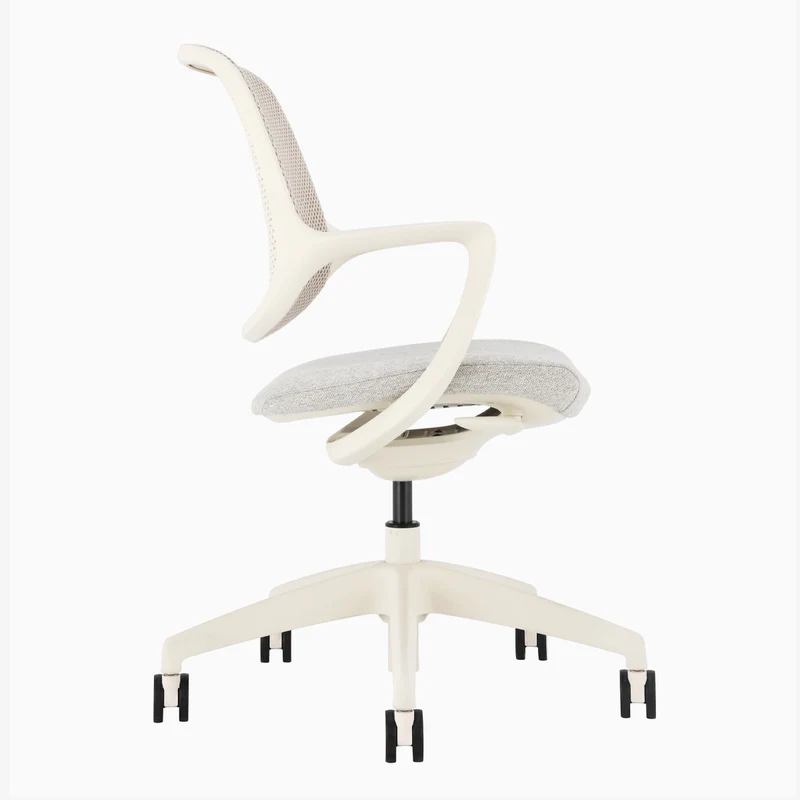 Almost Perfect Desky Evoque Low Back Office Chair