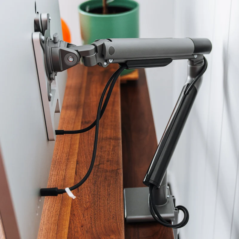 Almost Perfect Desky Single Slim Aluminium Monitor Arm