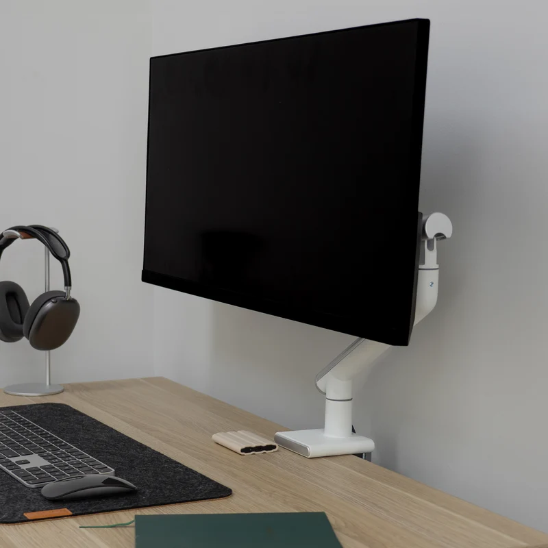 Almost Perfect Desky Single Slim Aluminium Monitor Arm