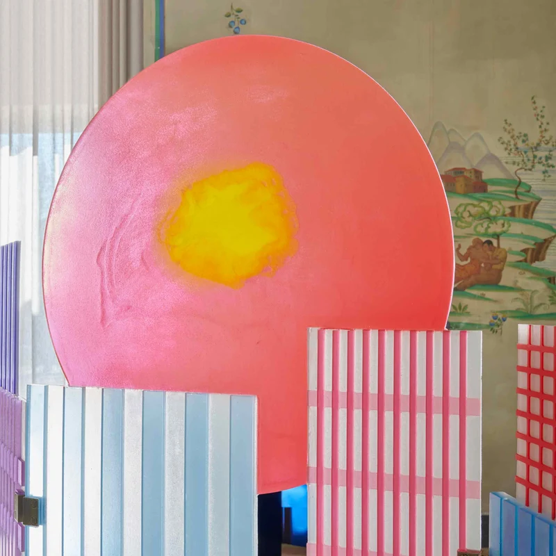Resin Screen TRAMONTO A NEW YORK, designed by Gaetano Pesce for Cassina