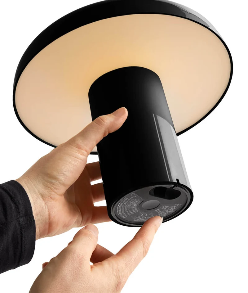 Lampe de table portable Pao HAY